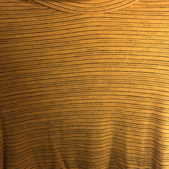 patterned turtle neck - Picture 2 of 2